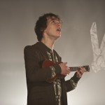 Tom-Serenades-The-Snake